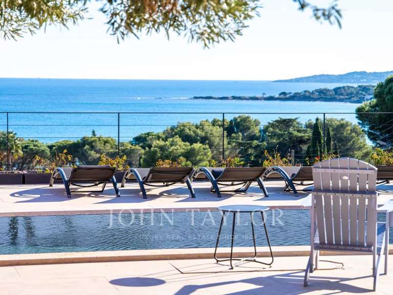 House Sainte-Maxime - 4 bedrooms - 252m²