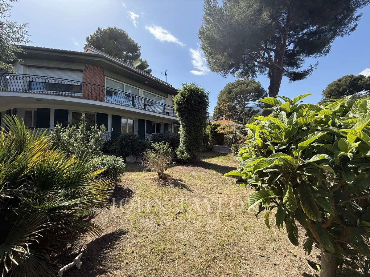 House Roquebrune-Cap-Martin