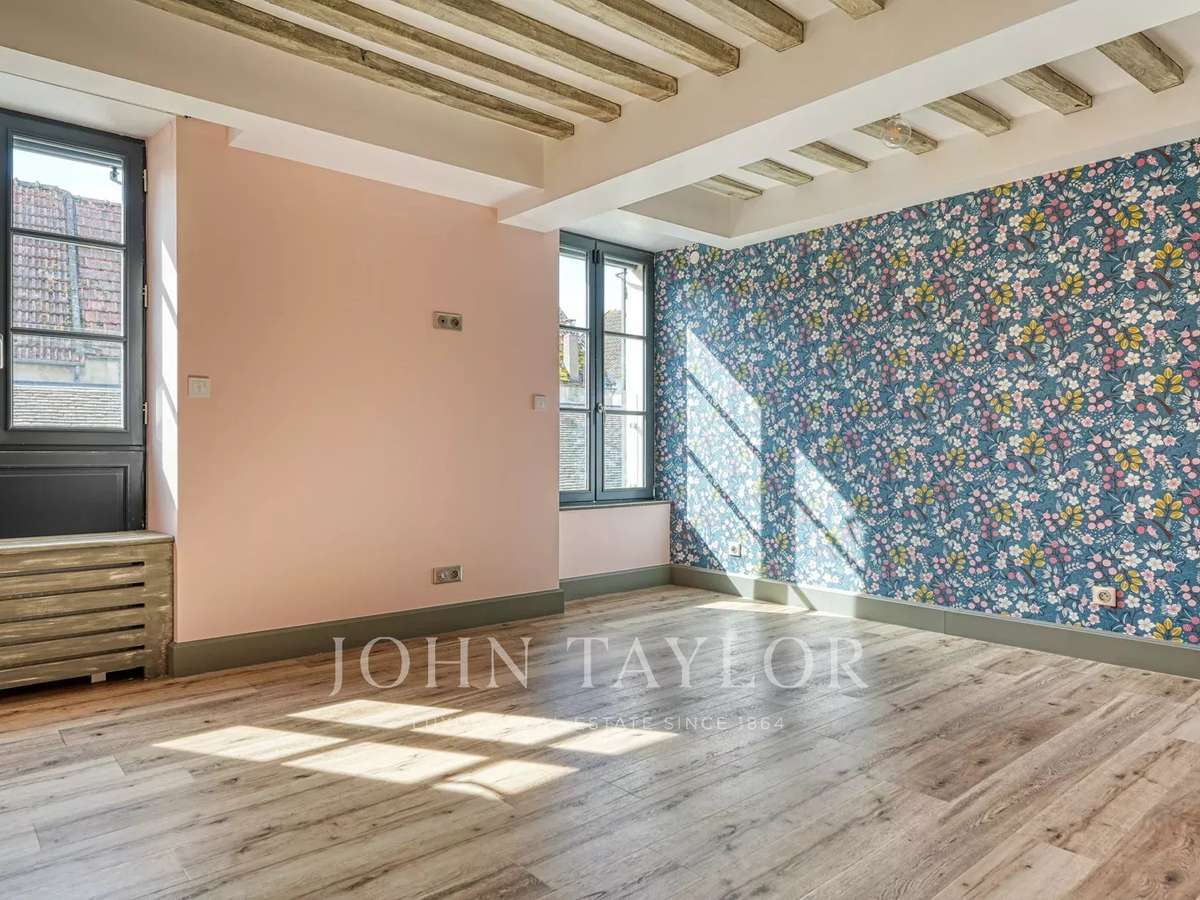 Maison Jouy-le-Moutier