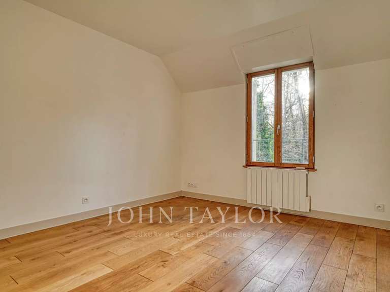 Maison Rochefort-en-Yvelines - 5 chambres - 176m²