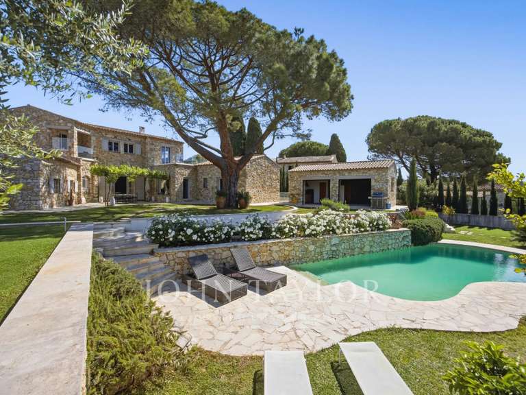 Maison La Colle-sur-Loup - 4 chambres - 238m²