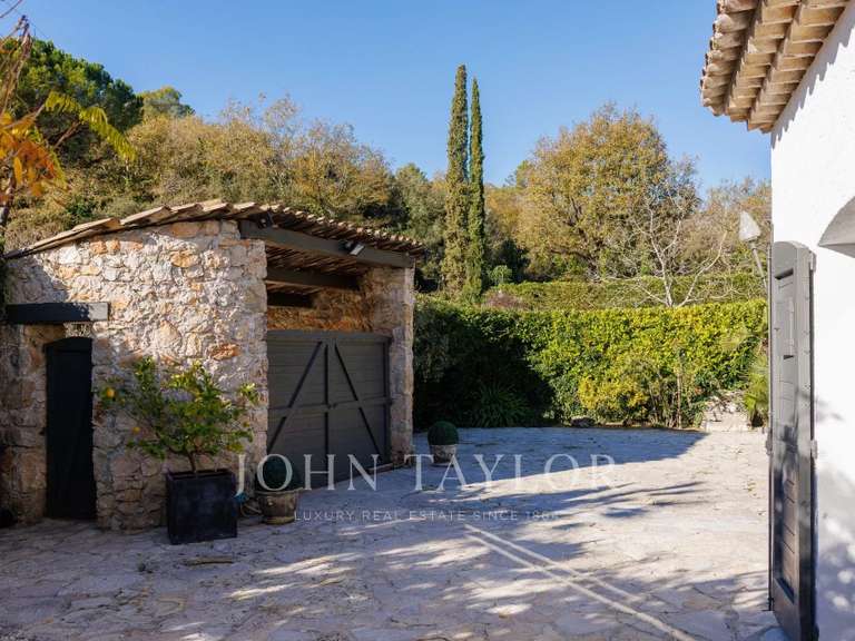 Maison La Colle-sur-Loup - 4 chambres - 274m²
