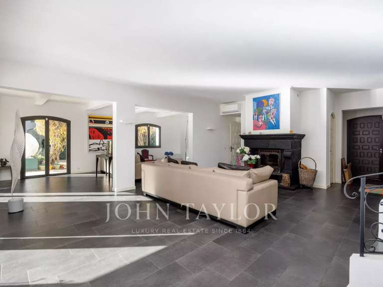 Maison La Colle-sur-Loup - 4 chambres - 274m²