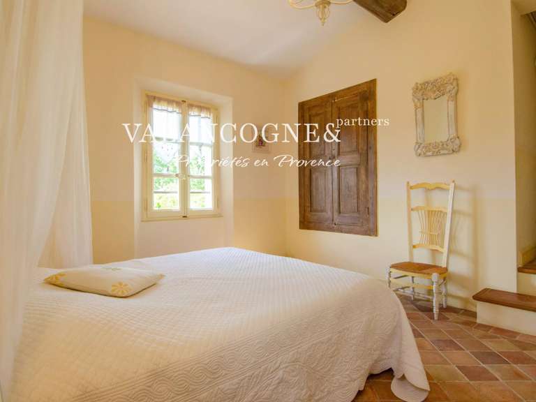 Maison Eygalières - 6 chambres - 274m²