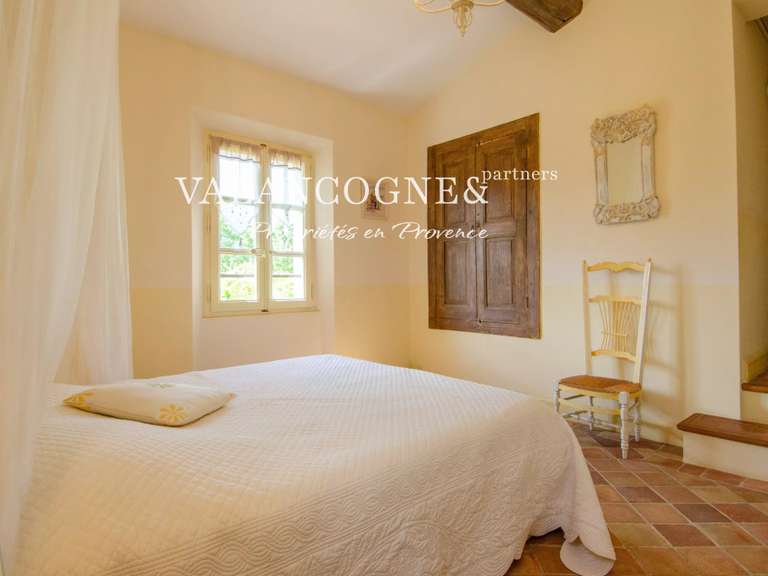 Maison Eygalières - 6 chambres - 274m²