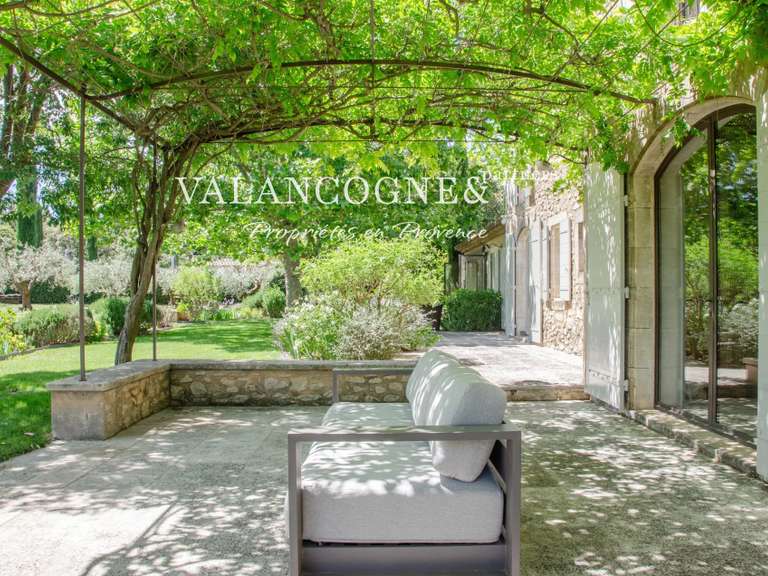 Maison Eygalières - 6 chambres - 274m²