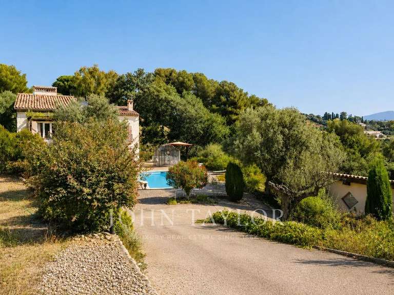 Maison Saint-Paul-de-Vence - 3 chambres - 235m²