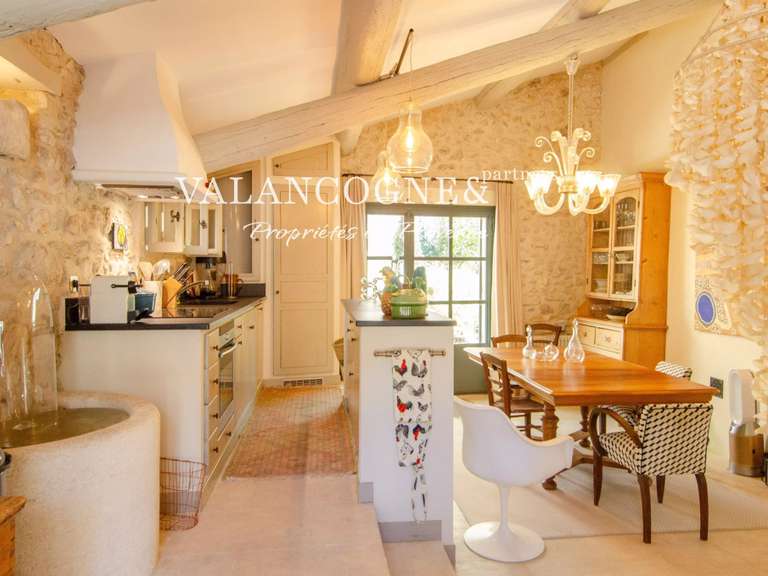Maison Eygalières - 3 chambres - 170m²