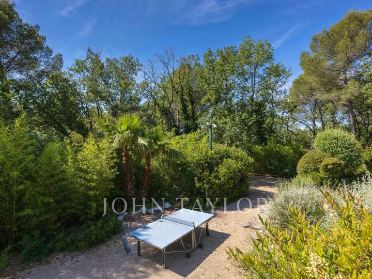 Maison Tourrettes-sur-Loup - 4 chambres - 200m²