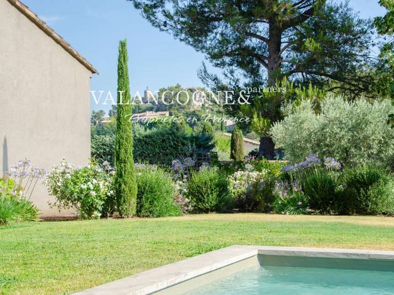 Maison Eygalières - 3 chambres - 259m²
