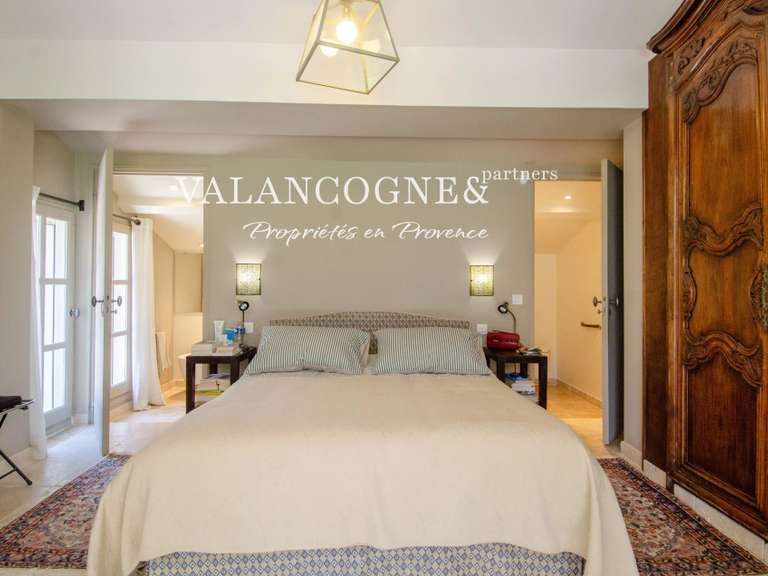 Maison Saint-Rémy-de-Provence - 5 chambres - 300m²
