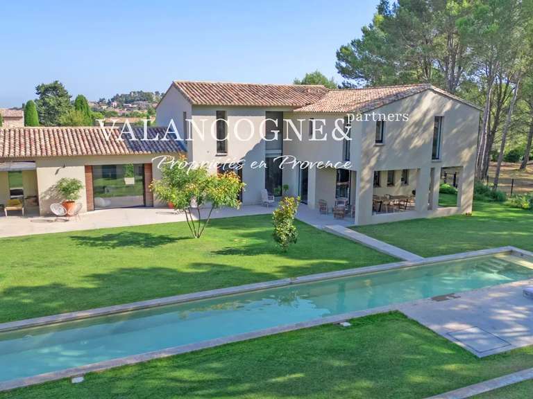 House Eygalières - 4 bedrooms - 308m²