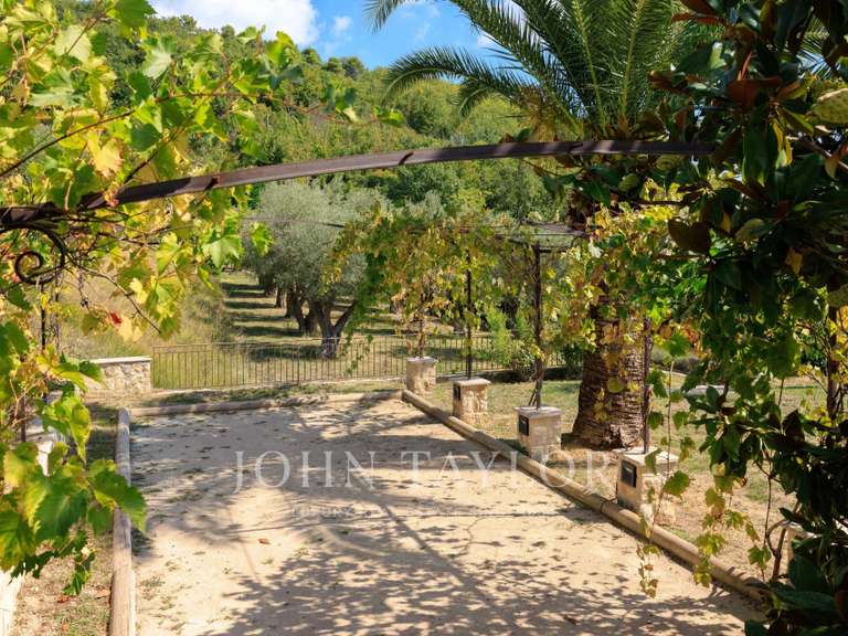 Maison avec Vue sur mer Tourrettes-sur-Loup - 5 chambres - 279m²