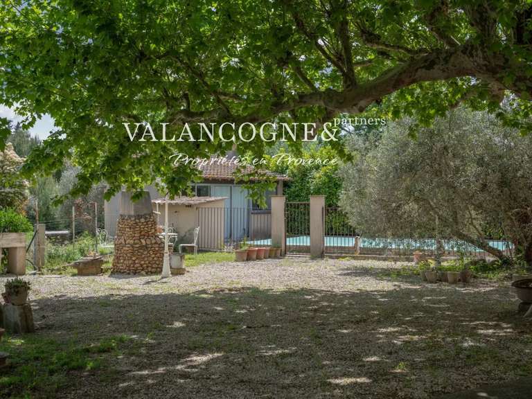 Maison Eyragues - 13 chambres - 528m²