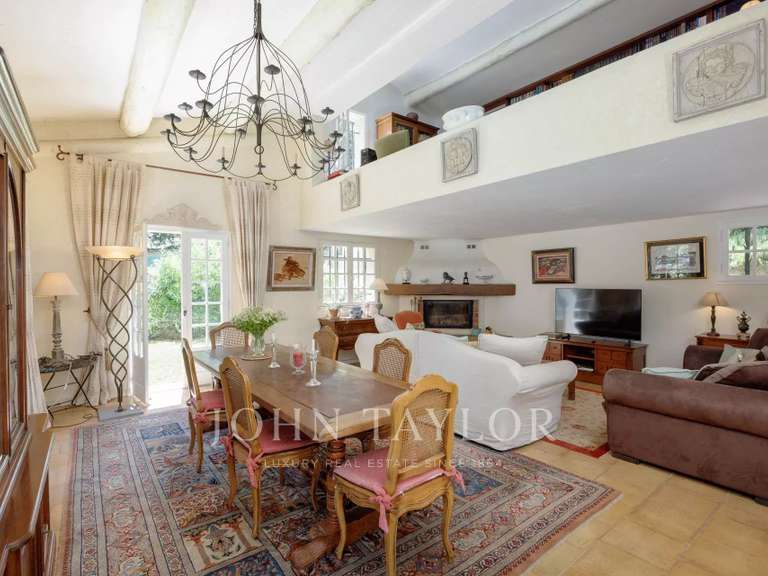 House Saint-Paul-de-Vence - 5 bedrooms - 233m²
