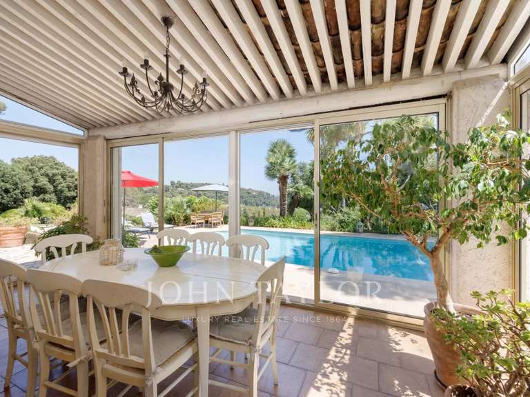 House Saint-Paul-de-Vence - 5 bedrooms - 233m²
