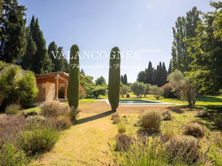 Maison Plan-d'Orgon - 5 chambres - 293m²