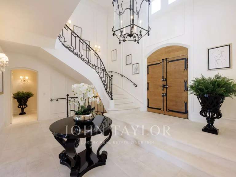 Maison La Colle-sur-Loup - 8 chambres - 688m²