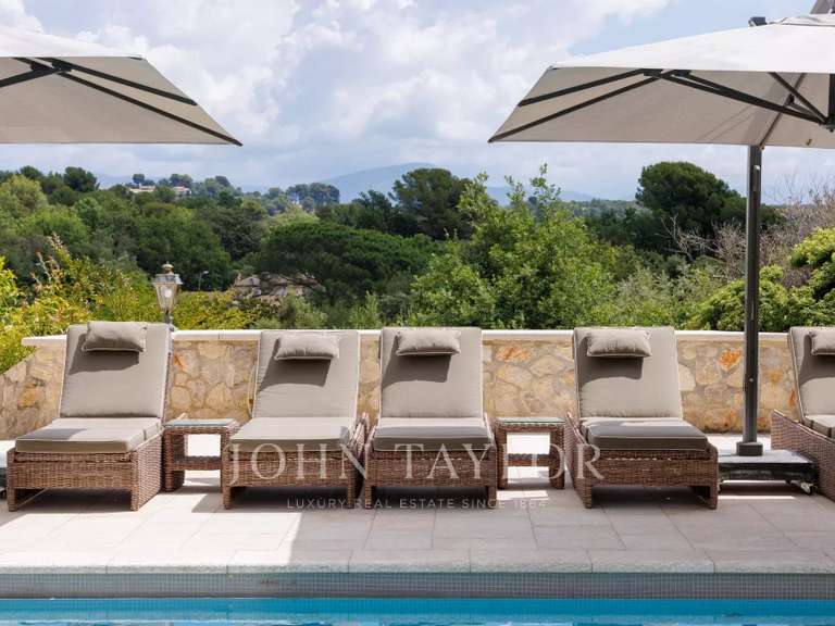 Maison La Colle-sur-Loup - 5 chambres - 437m²