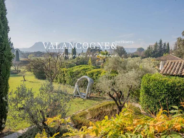 House Eygalières - 8 bedrooms - 300m²