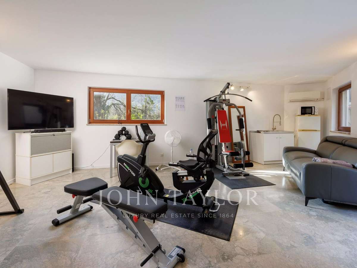 House Vence