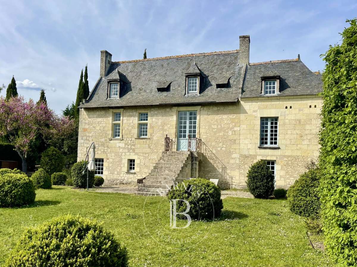 House Bourgueil