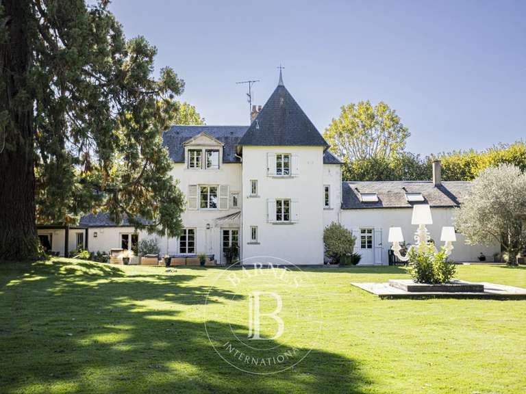 House Saint-Jean-le-Blanc - 6 bedrooms - 305m²