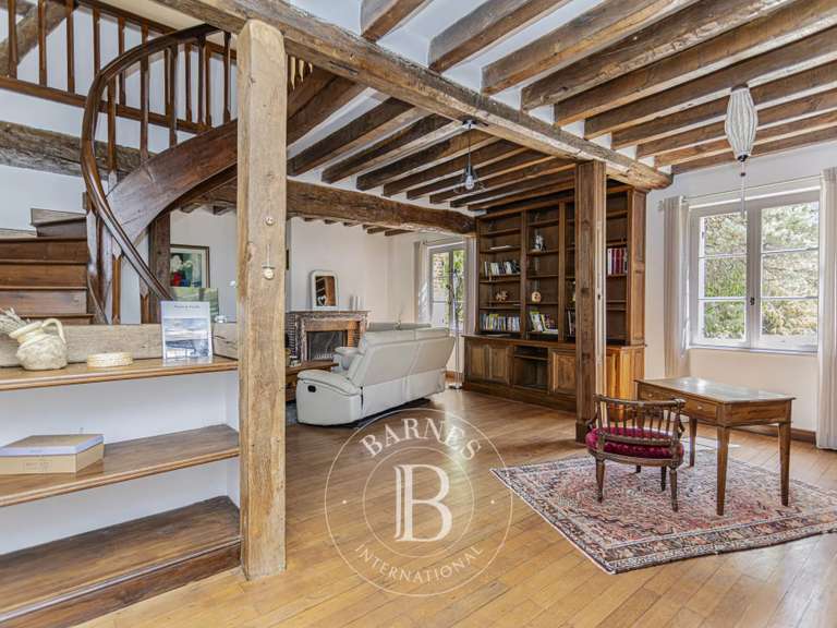 House Saint-Viâtre - 9 bedrooms - 346m²