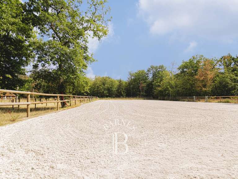 House Jouy-le-Potier - 4 bedrooms - 270m²