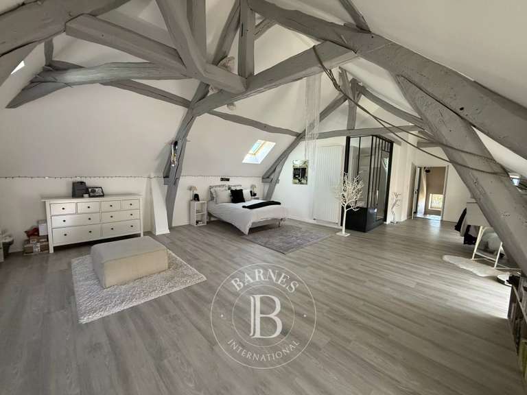 Maison Semur-en-Auxois - 4 chambres - 308m²