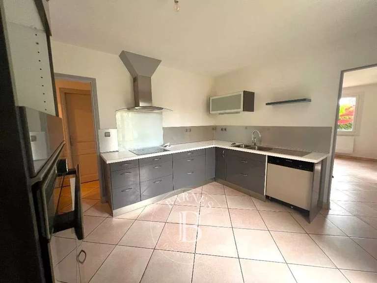 Maison Fondettes - 6 chambres - 199m²