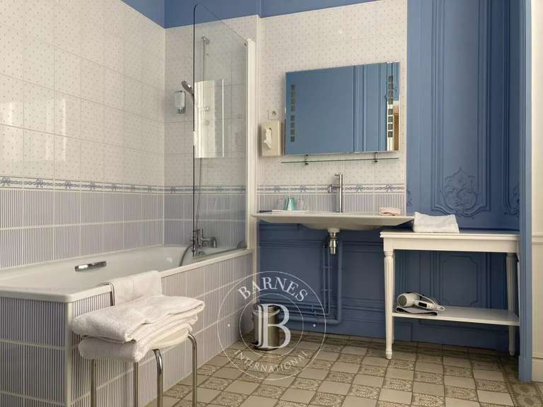 House Contres - 8 bedrooms - 480m²