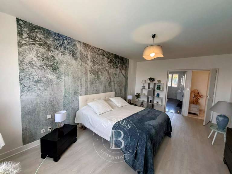 Maison Vichy - 3 chambres - 215m²