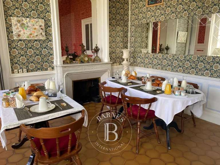 Maison Montluçon - 11 chambres - 1390m²