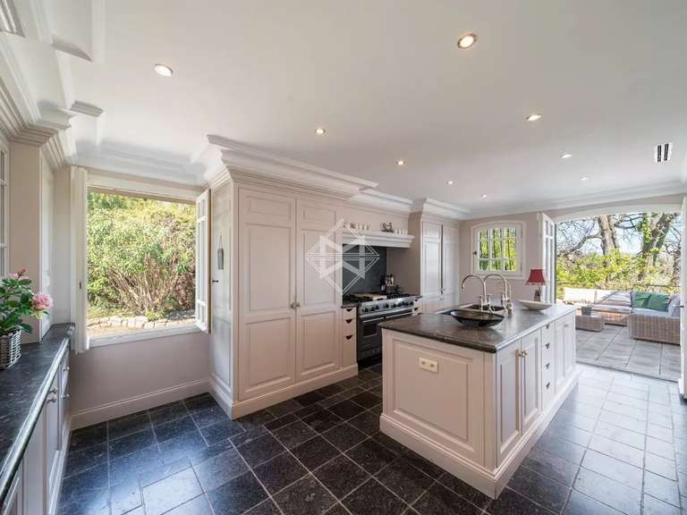 Maison Mougins - 4 chambres - 360m²