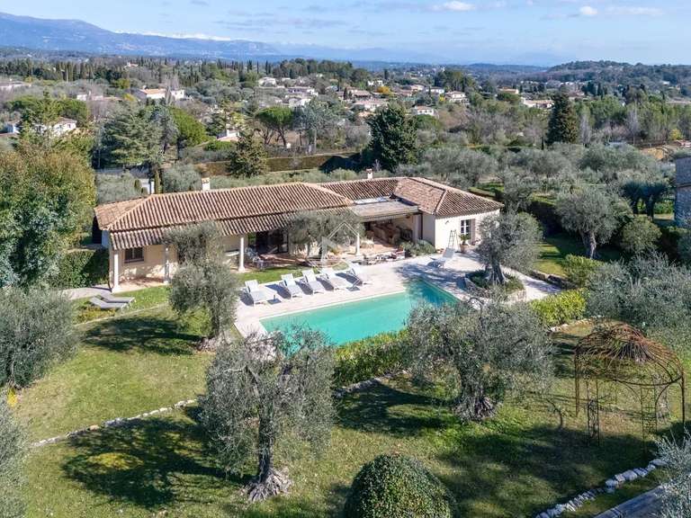 Maison Mouans-Sartoux - 3 chambres - 152m²