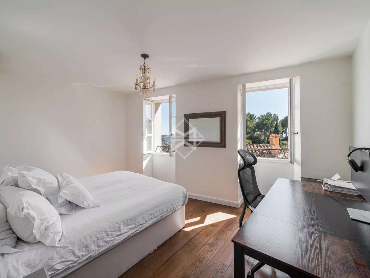 House Mougins