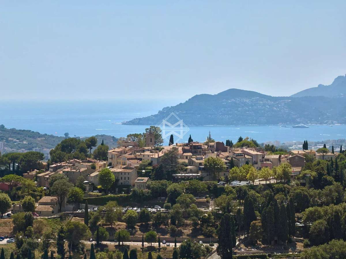 House Mougins