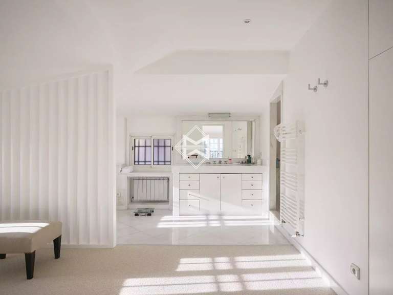 Maison Mougins - 13 chambres - 830m²