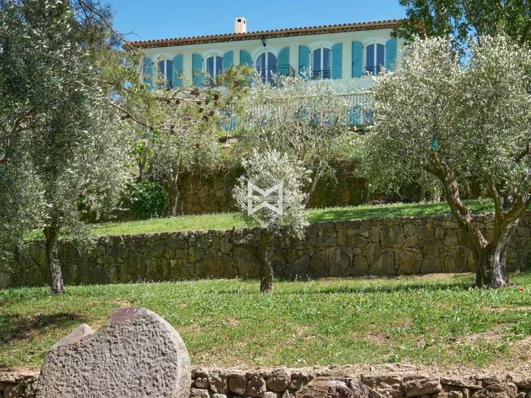 Maison Mougins - 5 chambres - 232m²