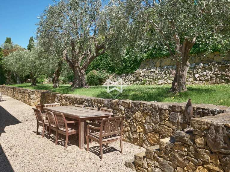 Maison Mougins - 5 chambres - 232m²