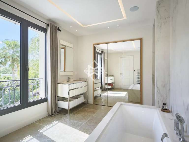 Maison Mougins - 5 chambres - 444m²