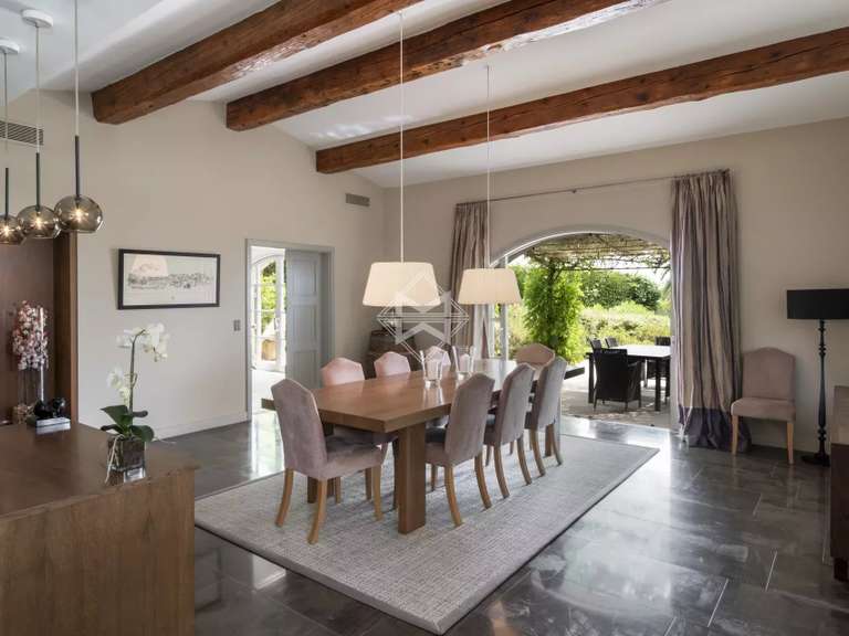 Maison Mougins - 4 chambres - 223m²