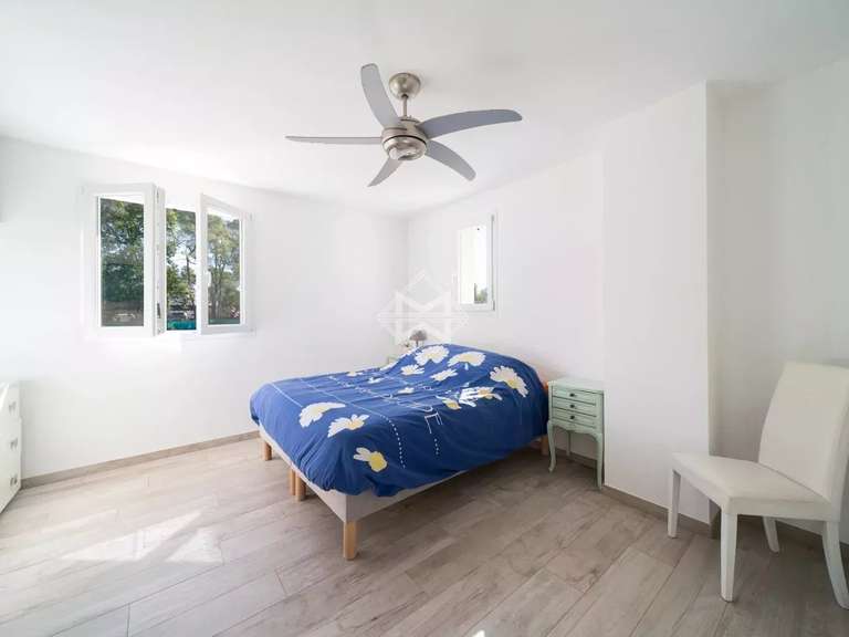 House Mouans-Sartoux - 3 bedrooms - 192m²