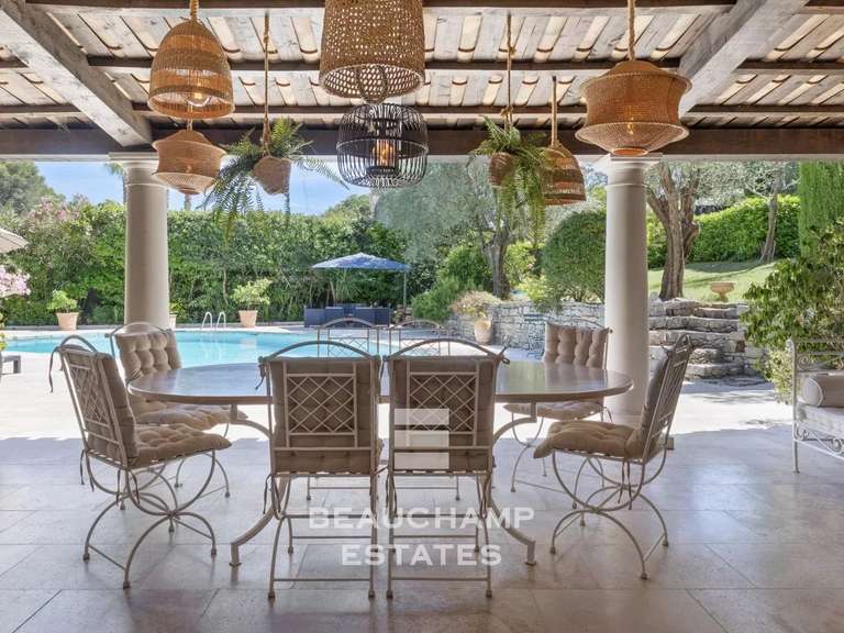 Maison Mougins - 5 chambres - 214m²