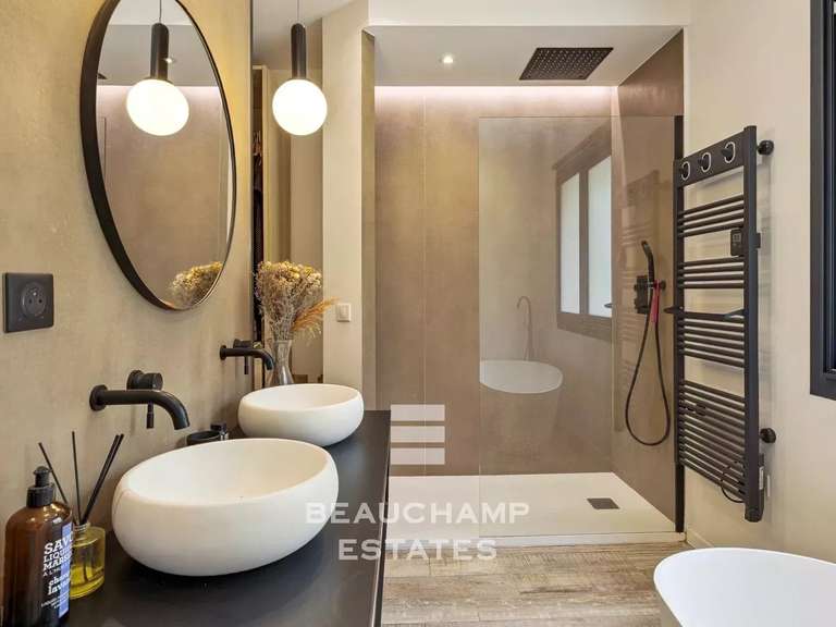 Maison Mougins - 6 chambres - 230m²