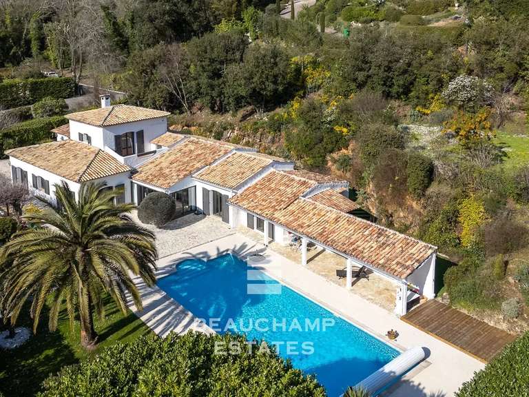 Maison La Colle-sur-Loup - 4 chambres - 274m²