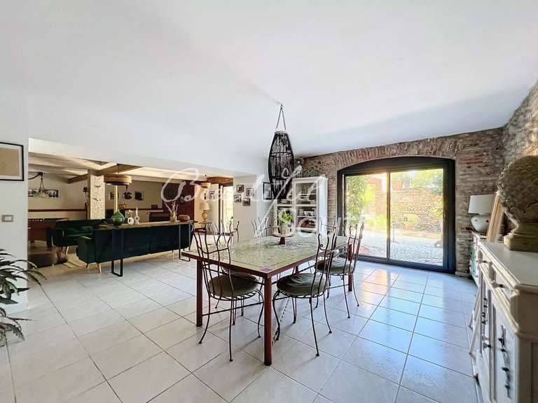 Maison Perpignan - 4 chambres - 308m²