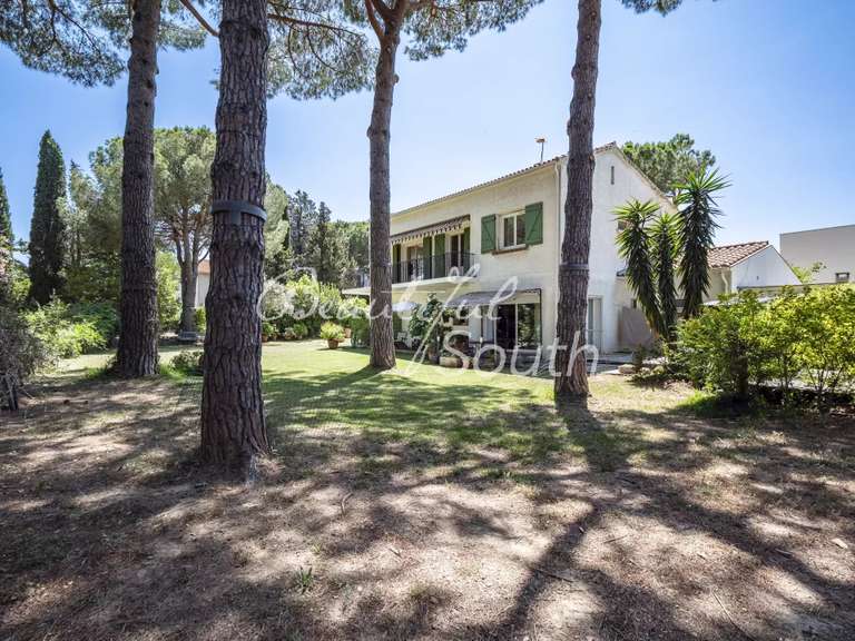 Maison Perpignan - 4 chambres - 193m²