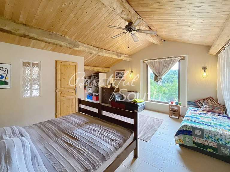 Maison Caixas - 5 chambres - 385m²